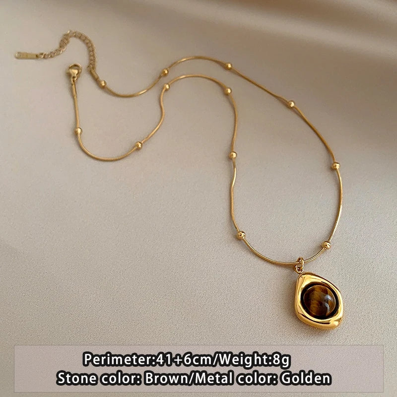 Collier Eye Tiger